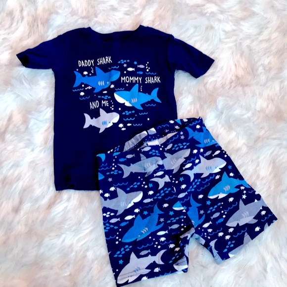 š¦5/$25!!š¦ Children's Place Baby Shark PJ'S